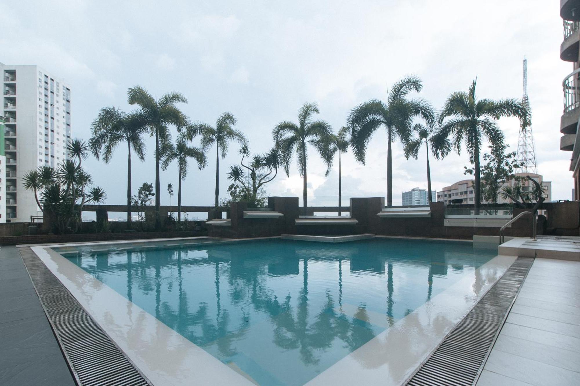 Torre Venezia Suites Quezon City Buitenkant foto