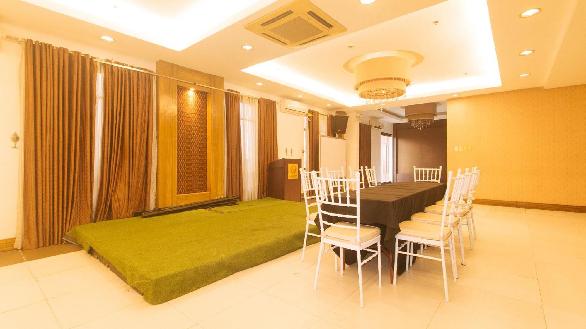 Torre Venezia Suites Quezon City Buitenkant foto
