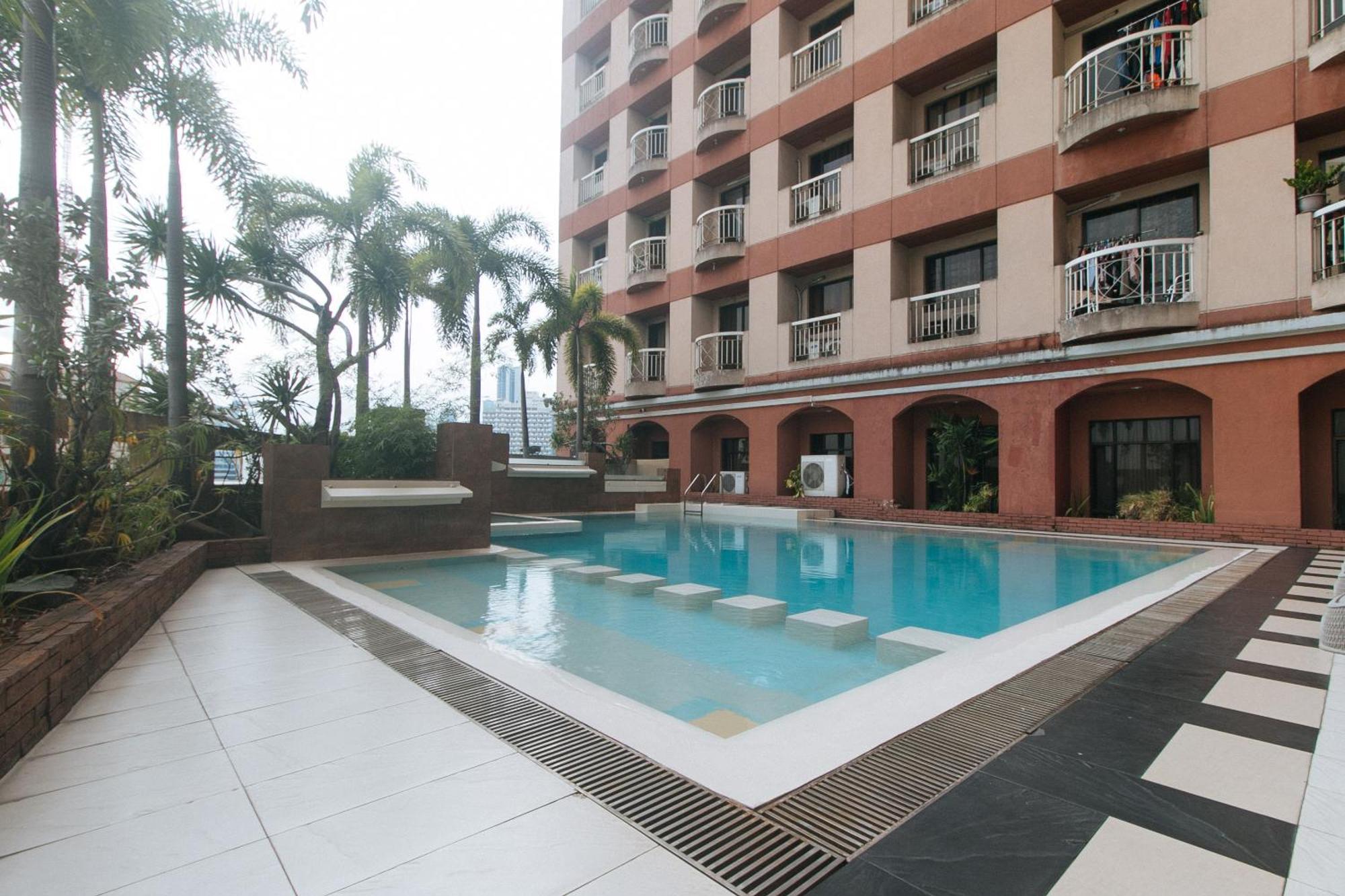 Torre Venezia Suites Quezon City Buitenkant foto