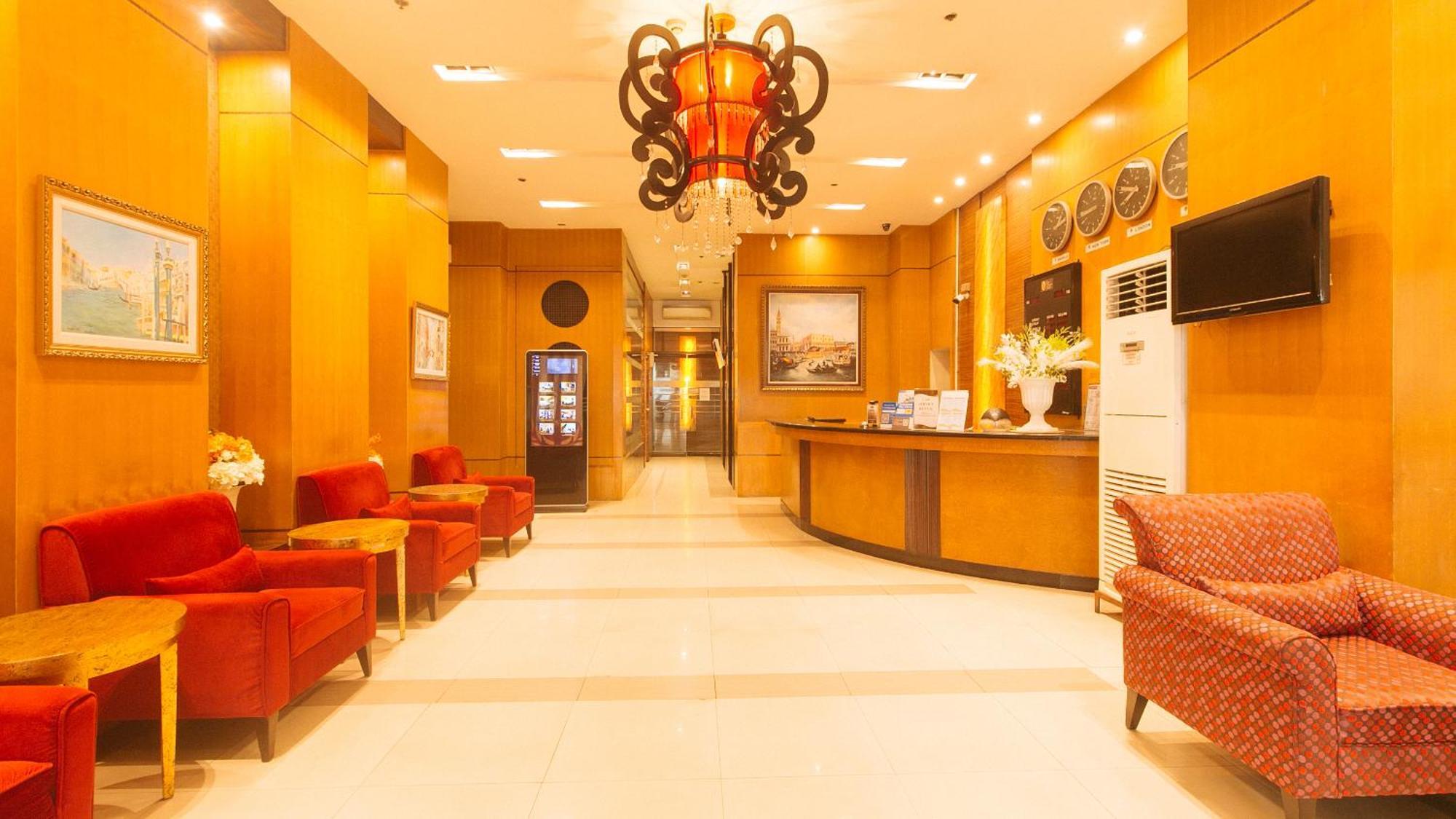 Torre Venezia Suites Quezon City Buitenkant foto