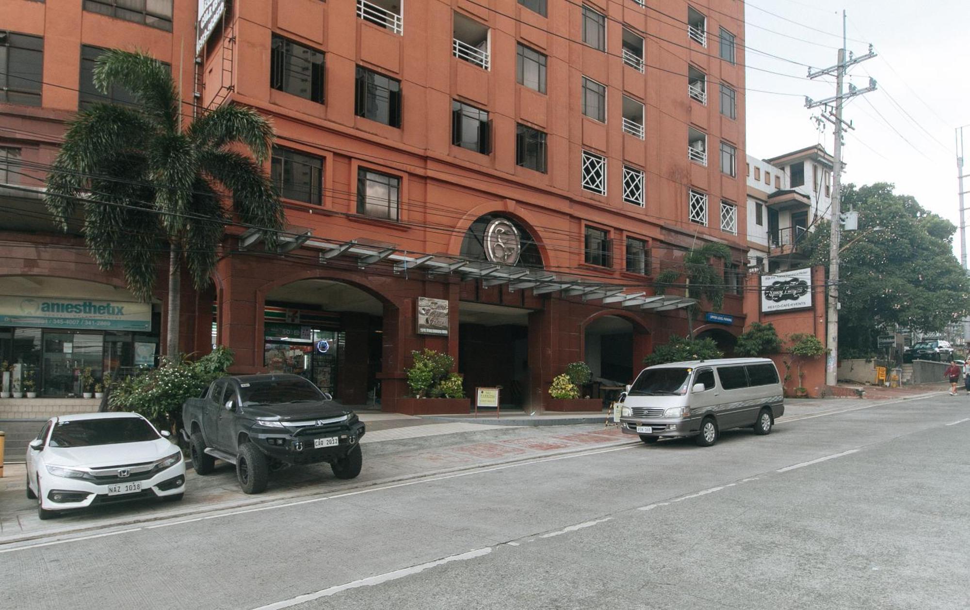Torre Venezia Suites Quezon City Buitenkant foto